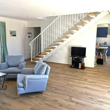 Port Jure Face A La Casa de Férias *