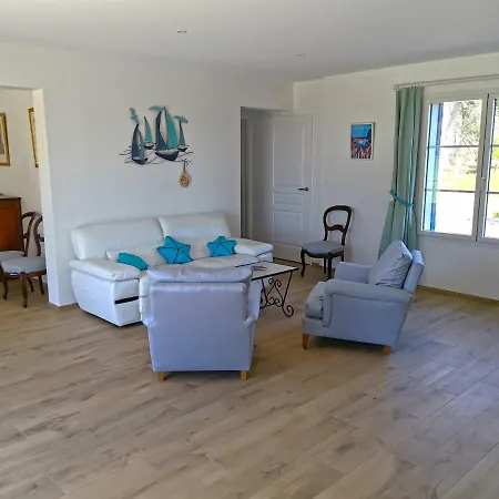 Port Jure Face A La Les Sables-d'Olonne