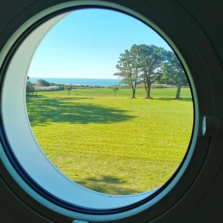 Port Jure Face A La Holiday home *