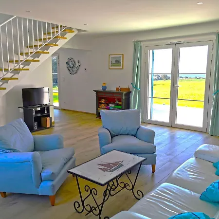 Port Jure Face A La Holiday home *