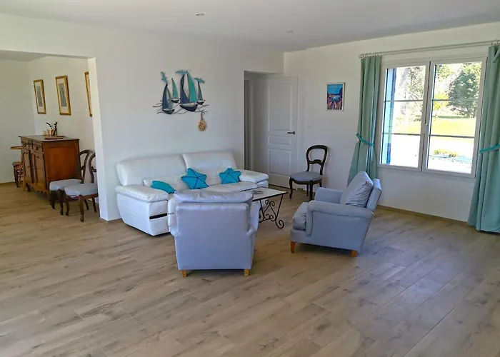 Port Jure Face A La Les Sables-dʼOlonne